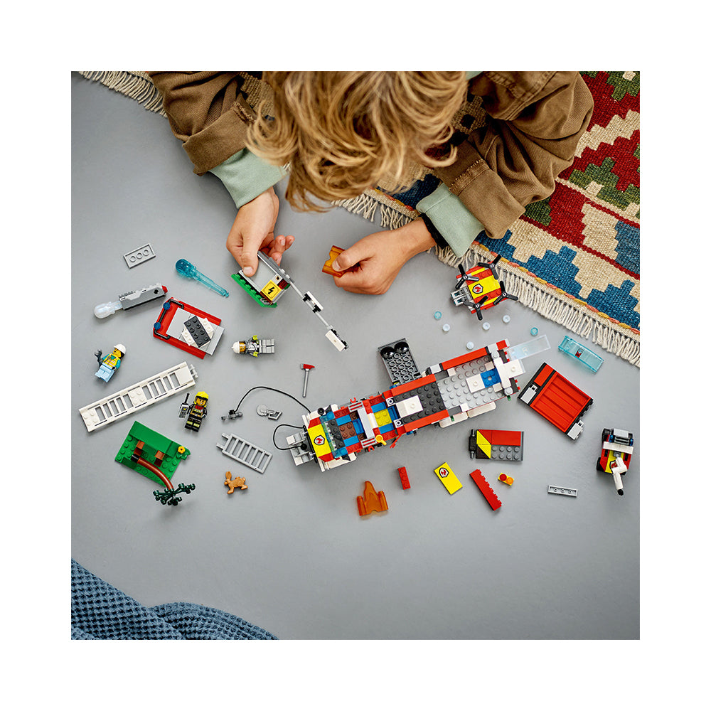 LEGO® City Fire Command Truck Toy - Image 12