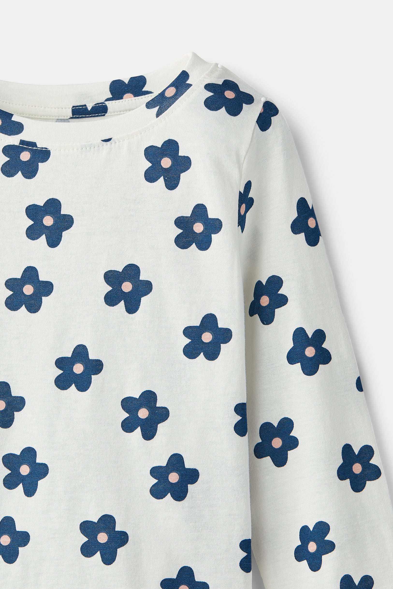 rise little earthling LS Crew Neck TGDKT00 - Ashley Blue Dots / 5-6y - Image 5